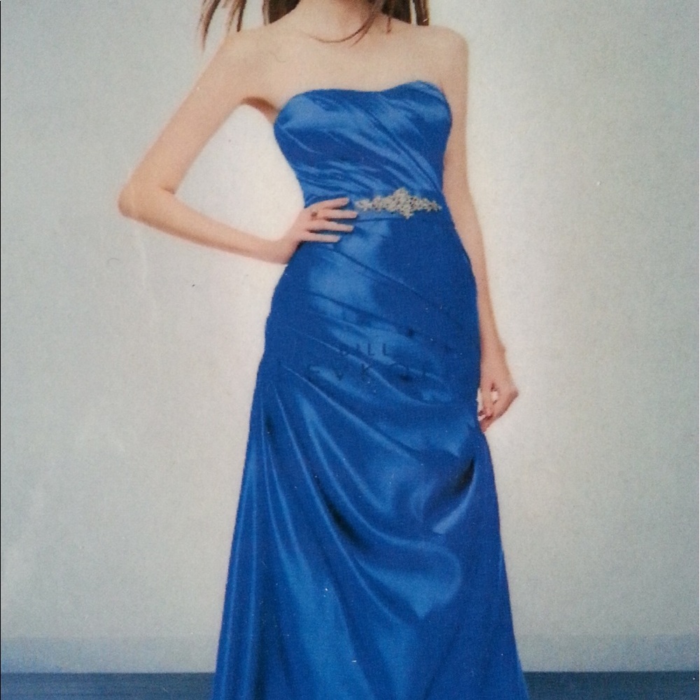 Royal Blue Bridesmaid Dress Plus size 22. Fits 18.